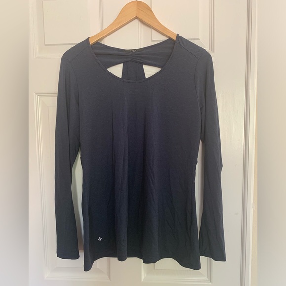 NUX Tops - NUX Gray Striped Athletic Top: Round Neck, Back Cutouts, Long Sleeves L